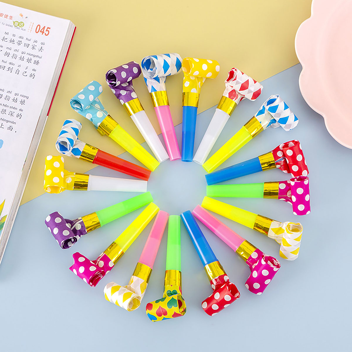 30PCS Kleurrijke Fluitjes Spee - Party Games Engagement recensie en prijs